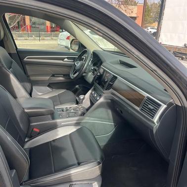 2021 Volkswagen Atlas 3.6L SE w/Technology