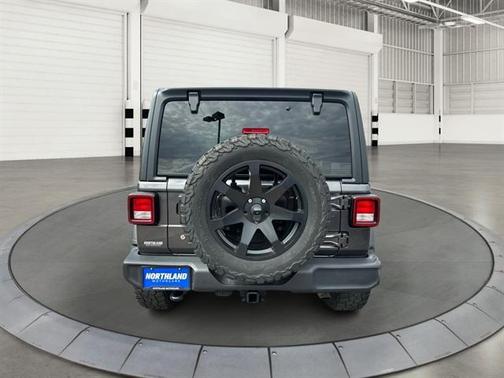 Granite Crystal Metallic Clearcoat 2019 Jeep Wrangler Unlimited Sport