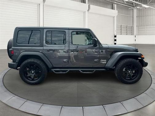 Granite Crystal Metallic Clearcoat 2019 Jeep Wrangler Unlimited Sport