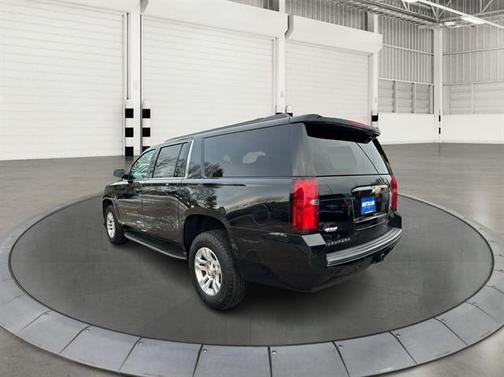 2017 Chevrolet Suburban LT