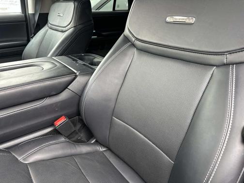 AGATE BLACK METALLIC 2025 Ford Expedition PLATINUM