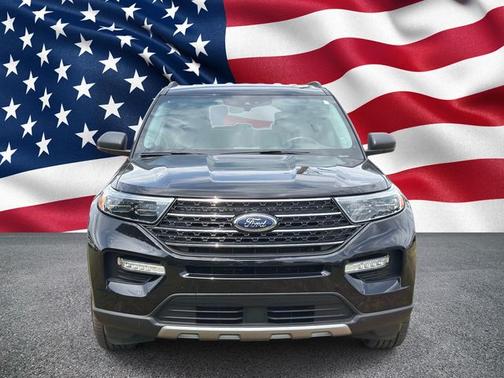 AGATE BLACK METALLIC 2023 Ford Explorer XLT