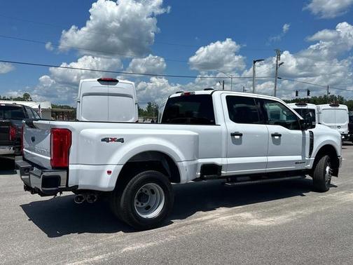 2024 Ford F-350 XLT