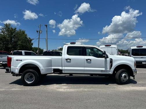 2024 Ford F-350 XLT