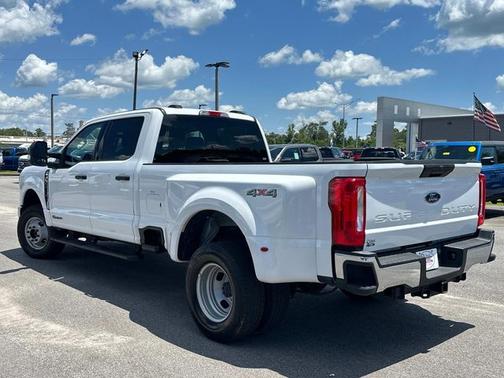 2024 Ford F-350 XLT