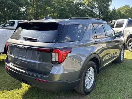 CARBONIZED GRAY METALLIC 2025 Ford Explorer ACTIVE