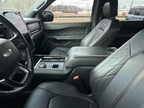 2023 Ford Expedition PLATINUM