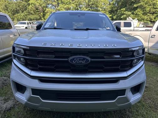 SPACE SILVER METALLIC 2025 Ford Expedition PLATINUM