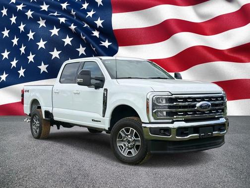 OXFORD WHITE 2024 Ford F-250 LARIAT