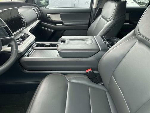 AGATE BLACK METALLIC 2025 Ford Expedition Max ACTIVE