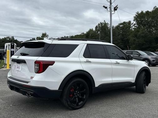 2024 Ford Explorer ST
