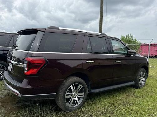 JEWEL RED MET TINTED CC 2024 Ford Expedition LIMITED