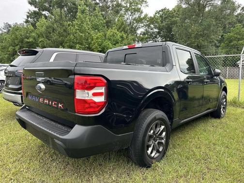 SHADOW BLACK 2023 Ford Maverick XLT