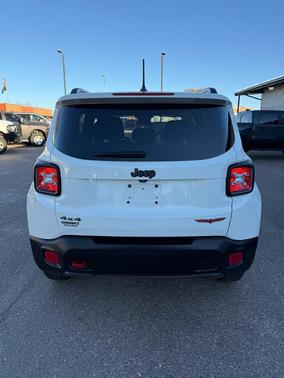 2016 Jeep Renegade Trailhawk