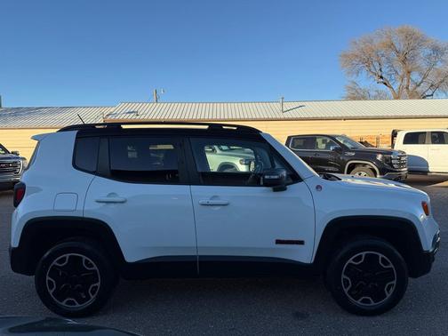 2016 Jeep Renegade Trailhawk