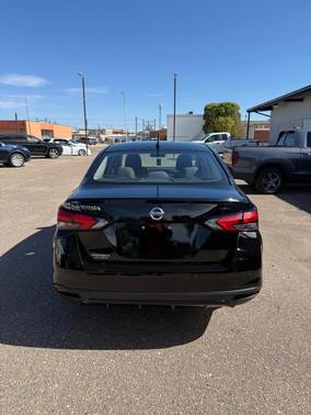 2021 Nissan Versa 1.6 S