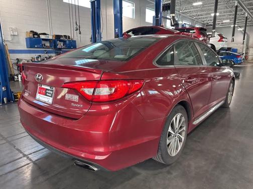 2016 Hyundai SONATA Sport
