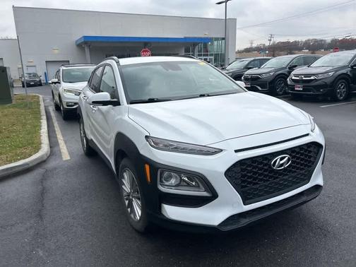 2021 Hyundai KONA SEL
