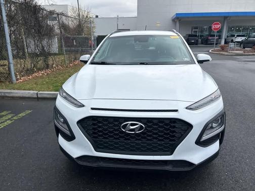 2021 Hyundai KONA SEL