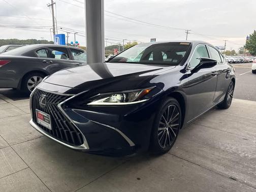 2022 Lexus ES 350 Base