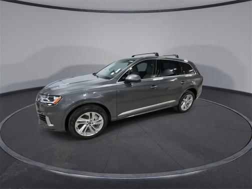 2022 Audi Q7 45 Premium