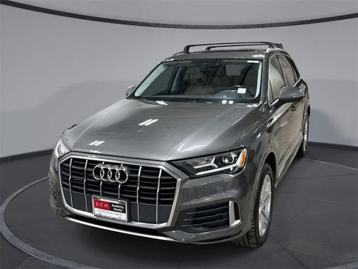2022 Audi Q7 45 Premium