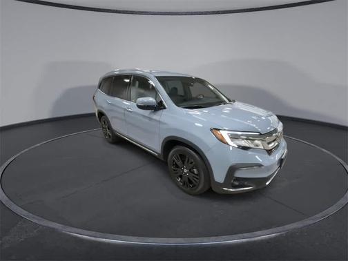 2022 Honda Pilot Touring 8-Passenger