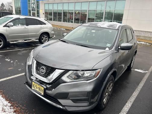 2018 Nissan Rogue S