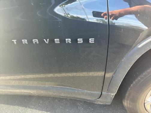 2020 Chevrolet Traverse LT Cloth
