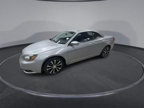 2013 Chrysler 200 S