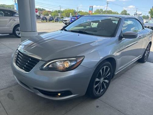 2013 Chrysler 200 S