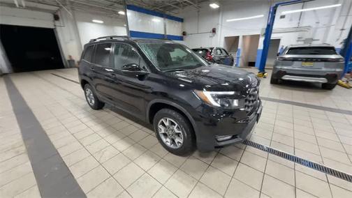 2023 Honda Passport AWD TrailSport