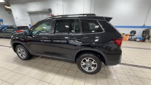 2023 Honda Passport AWD TrailSport