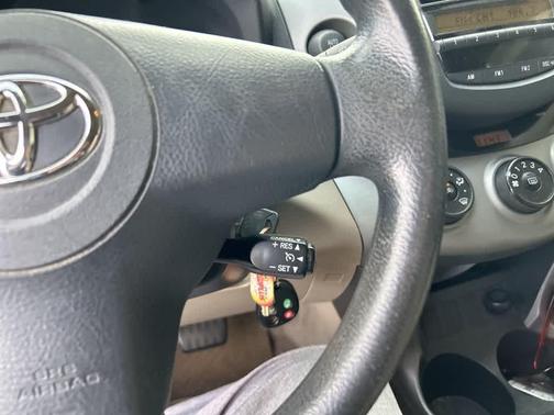 2006 Toyota RAV4 Base