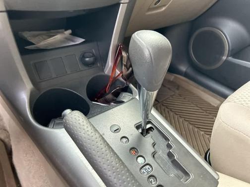 2006 Toyota RAV4 Base