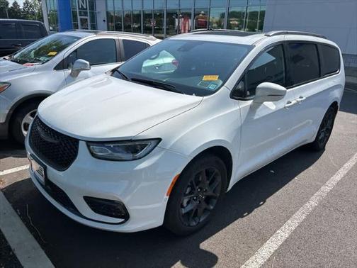 2022 Chrysler Pacifica Limited