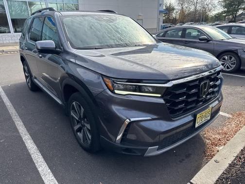 2023 Honda Pilot AWD Elite