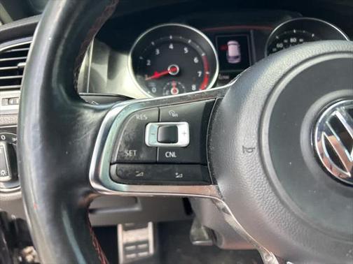 2015 Volkswagen Golf GTI 2.0T S 4-Door