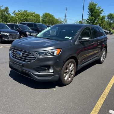Magnetic Metallic 2019 Ford Edge Titanium