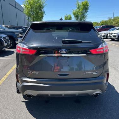 Magnetic Metallic 2019 Ford Edge Titanium