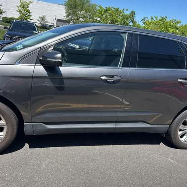 Magnetic Metallic 2019 Ford Edge Titanium
