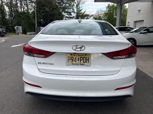 Quartz White Pearl 2018 Hyundai ELANTRA Value Edition