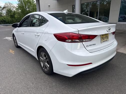 Quartz White Pearl 2018 Hyundai ELANTRA Value Edition