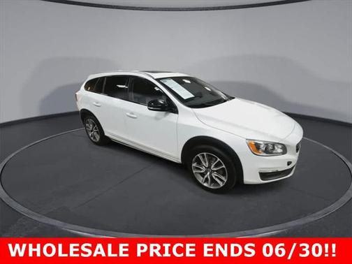 2016 Volvo V60 Cross Country T5