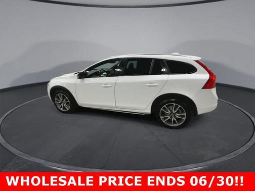 2016 Volvo V60 Cross Country T5