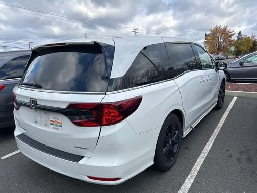 2023 Honda Odyssey Sport