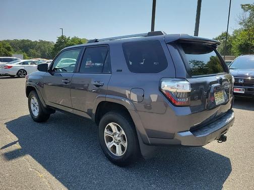 2022 Toyota 4Runner SR5