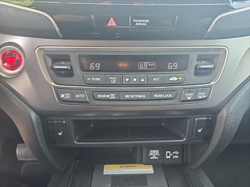 2022 Honda Pilot AWD Special Edition