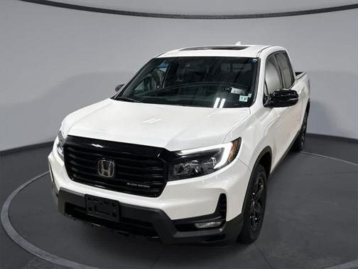 2022 Honda Ridgeline Black