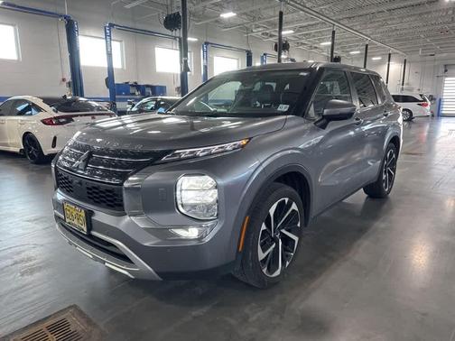 2023 Mitsubishi Outlander SE 2.5 S-AWC